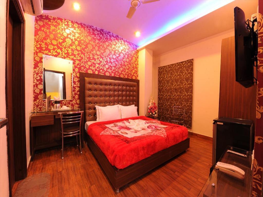 Hotel Pearl Inn & Suites Amritsar Extérieur photo
