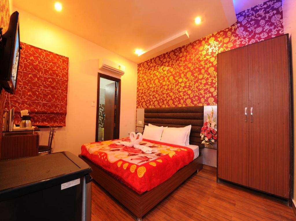 Hotel Pearl Inn & Suites Amritsar Extérieur photo