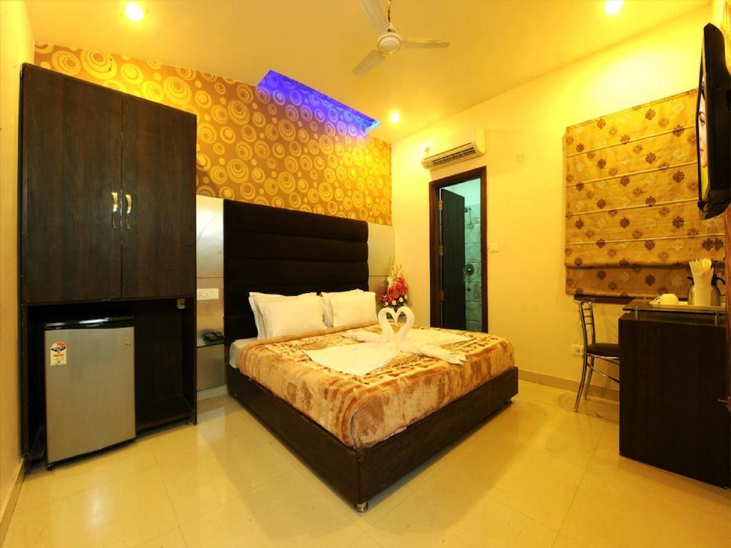 Hotel Pearl Inn & Suites Amritsar Extérieur photo